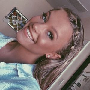 Meet your Posher, Madi